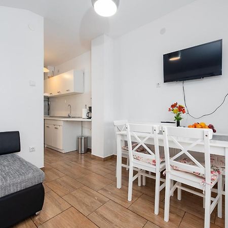 Apartment Noa'S Garden 比比涅 外观 照片